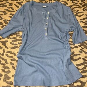 First pic doesn’t do the color justice. Never worn 
Ribbed, fitted